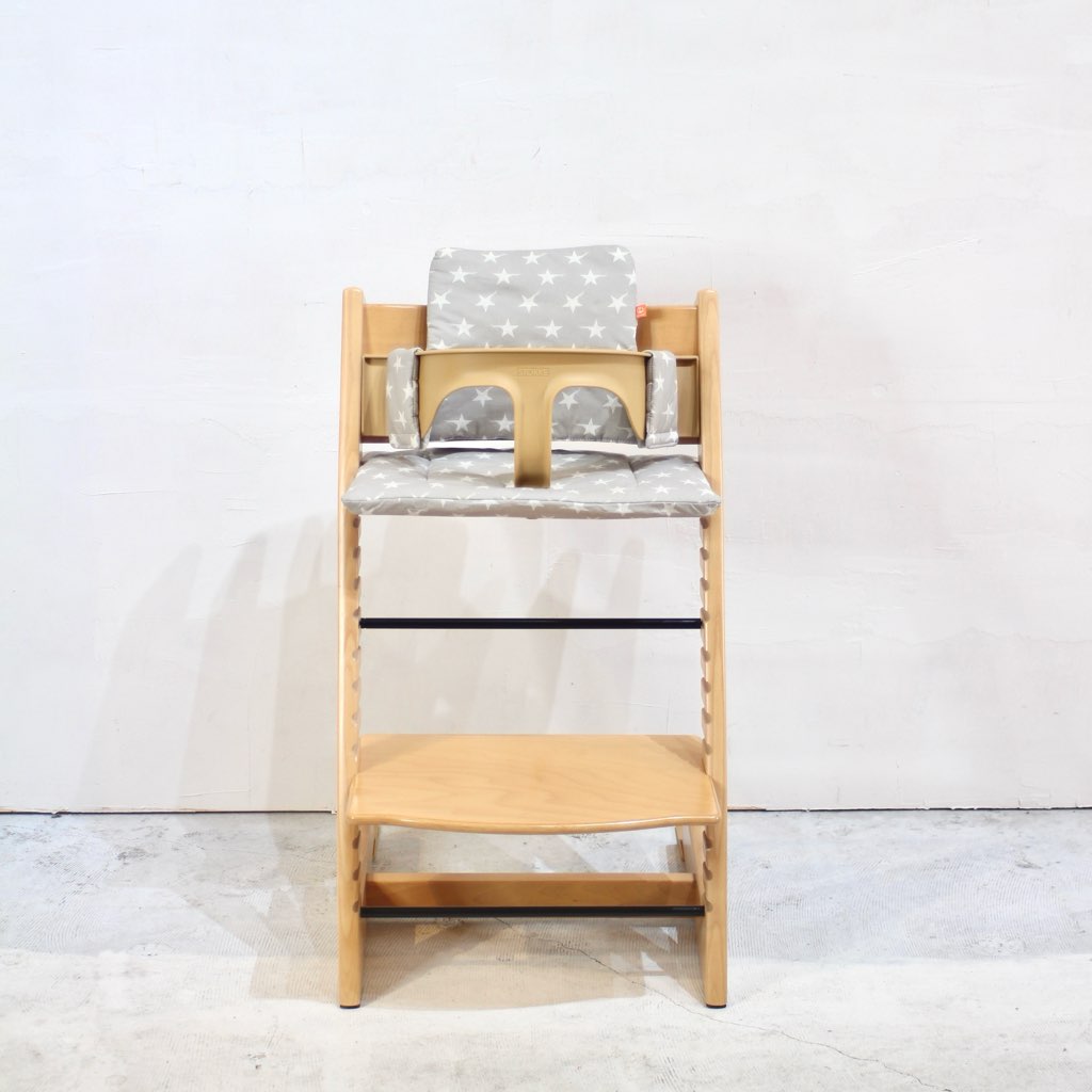 ストッケ / stokke トリップトラップ / Tripp Trapp チェア ナチュラル ガード付き 星柄カバー
