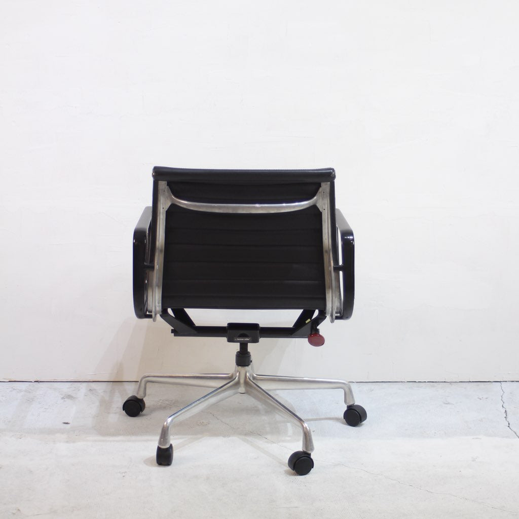 ハーマンミラー / Herman Miller チャールズ & レイ・イームズ アルミナムグループ マネジメントチェア【2】
