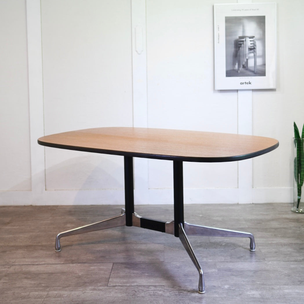 ハーマンミラー / Herman Miller セグメンテッドオーバルテーブル チャールズ＆レイ・イームズ ヴィンテージ