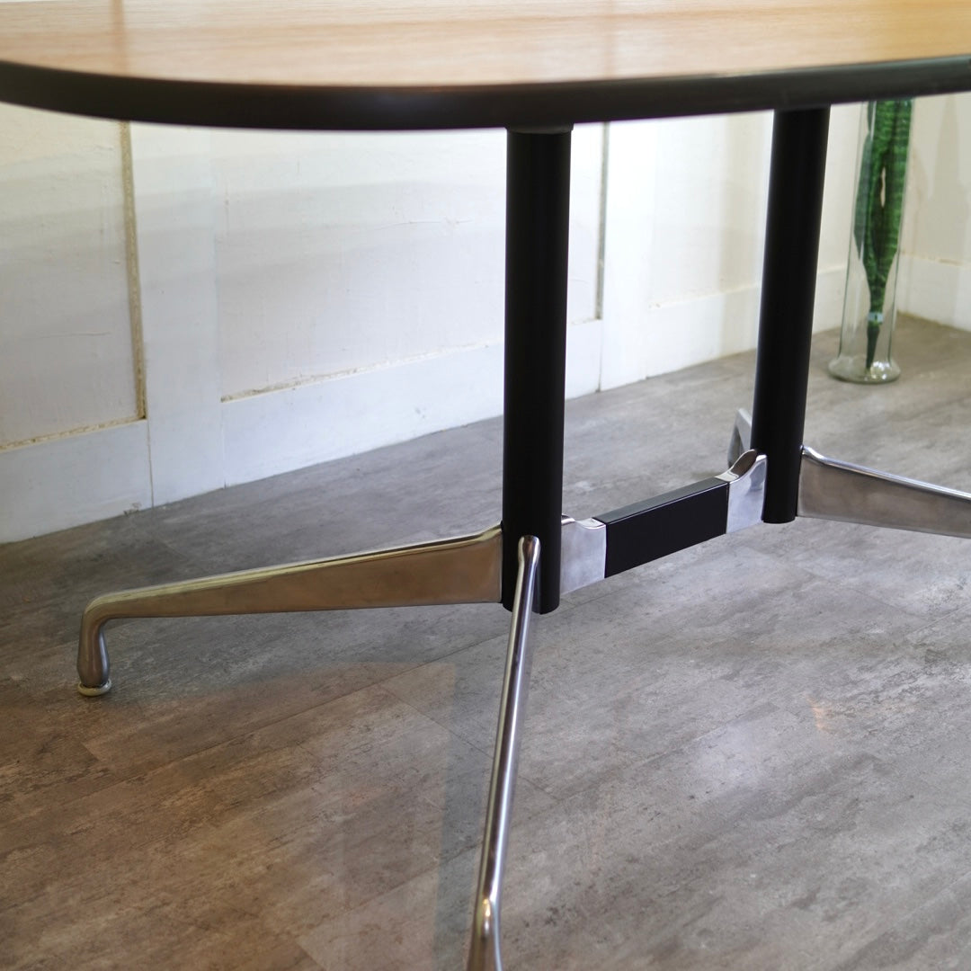 ハーマンミラー / Herman Miller セグメンテッドオーバルテーブル チャールズ＆レイ・イームズ ヴィンテージ