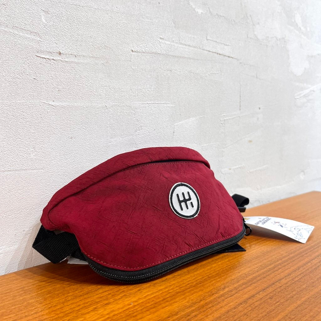 【新品・デッドストック】エアパック / AIR PAQ ヒップバッグ ウエストポーチ SDGs  サスティナブル 斜めがけ