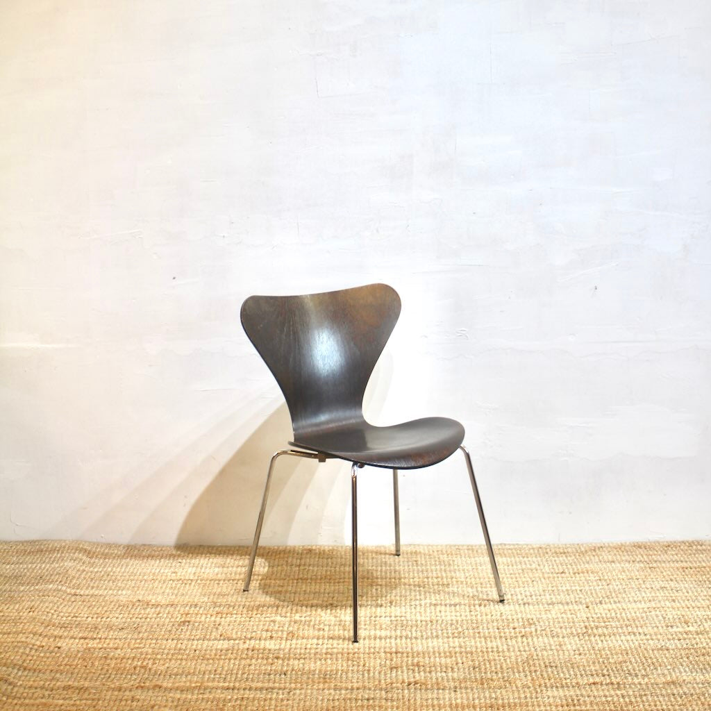 フリッツハンセン / FRITZ HANSEN セブンチェア カラードアッシュ ダークブラウン アルネ・ヤコブセン / Arne Jacobsen