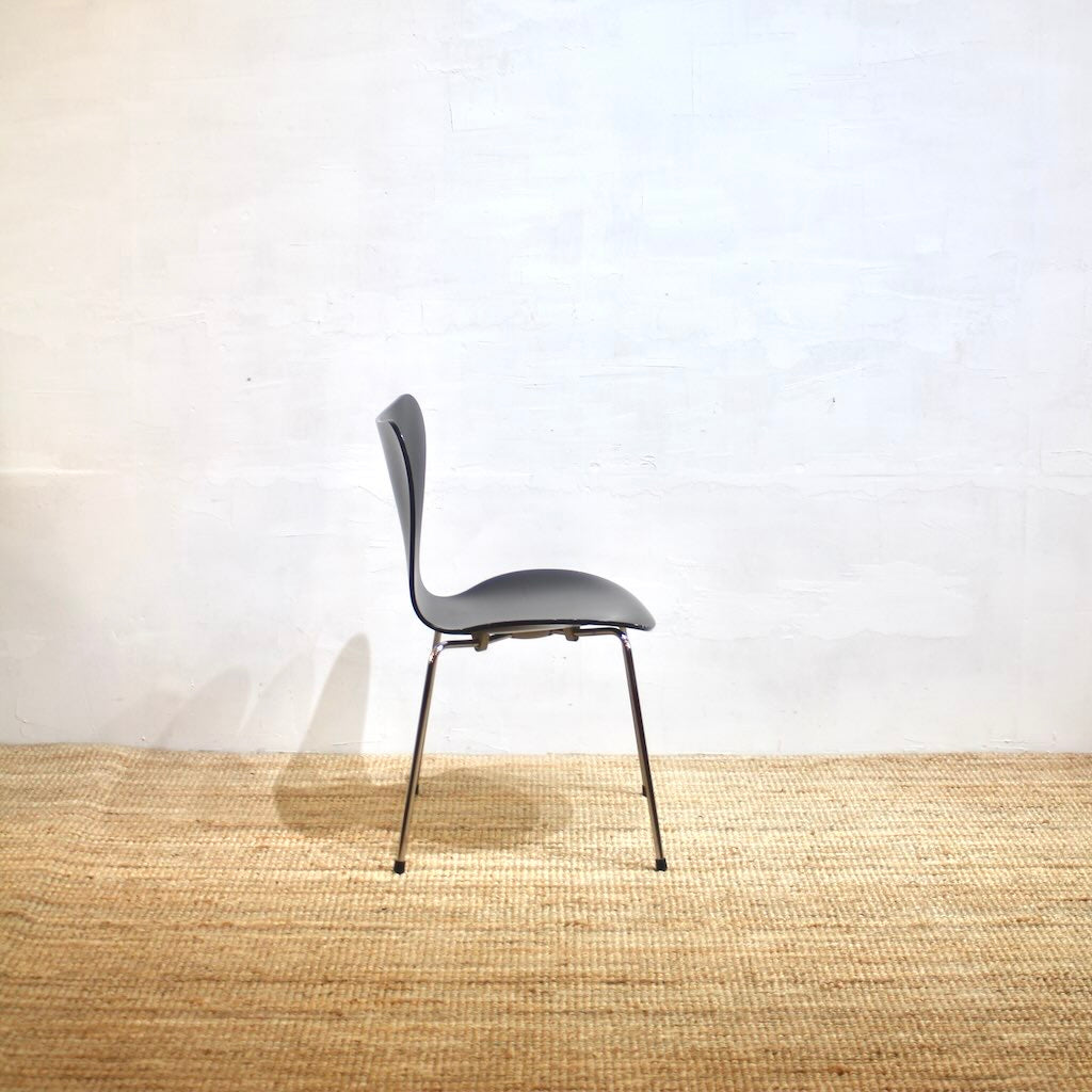フリッツハンセン / FRITZ HANSEN セブンチェア ラッカーブラック アルネ・ヤコブセン / Arne Jacobsen