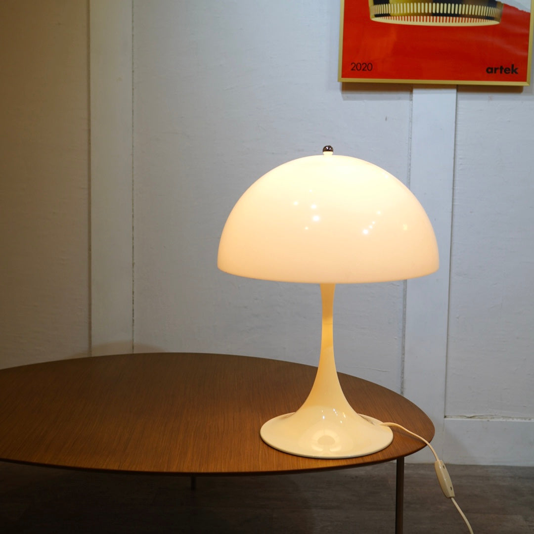 ルイスポールセン / Louis Polusen パンテラ400 テーブルランプ V2 ヴァ－ナー・パントン 展示品