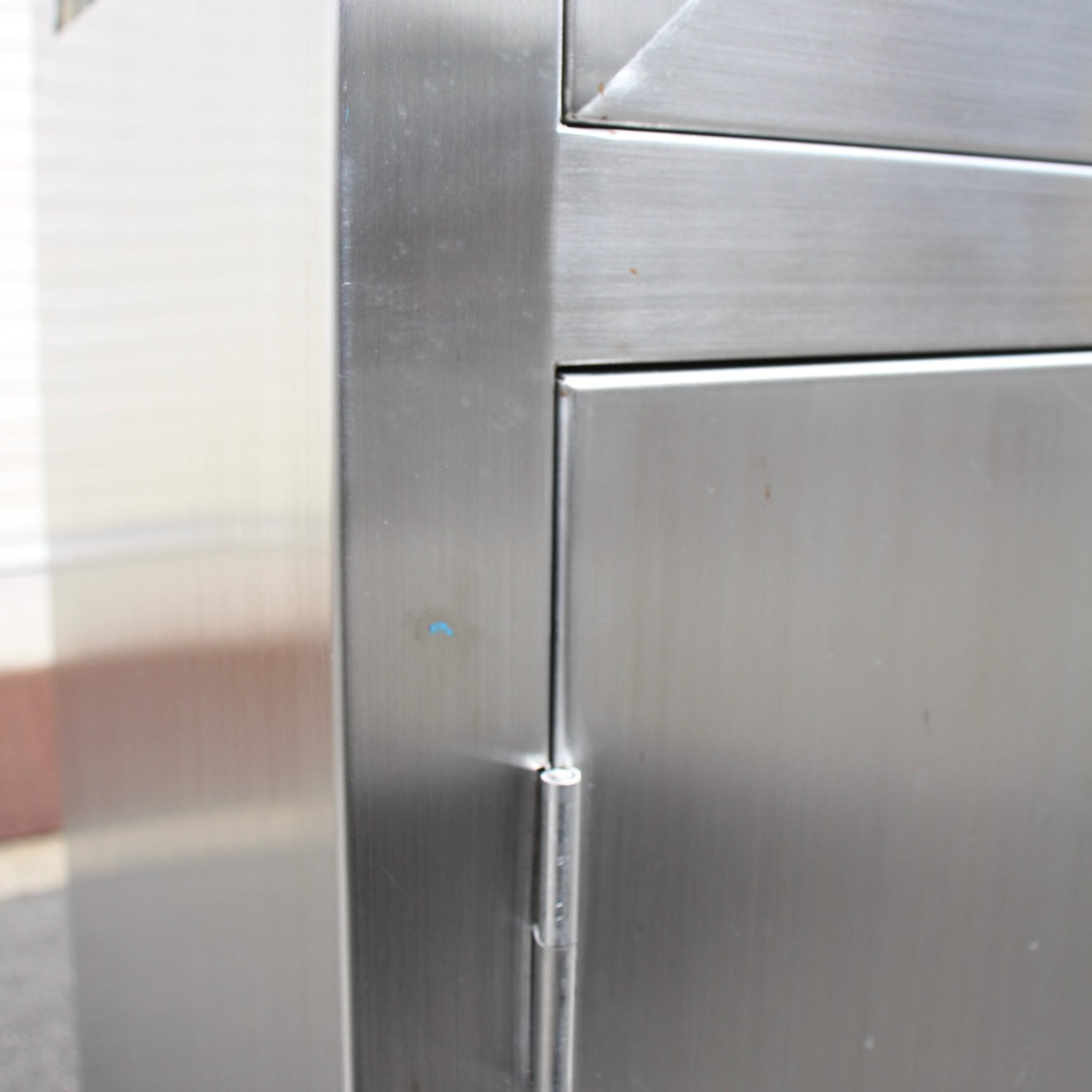 ステンレスケビント 飾り棚 コレクションケース 幅90