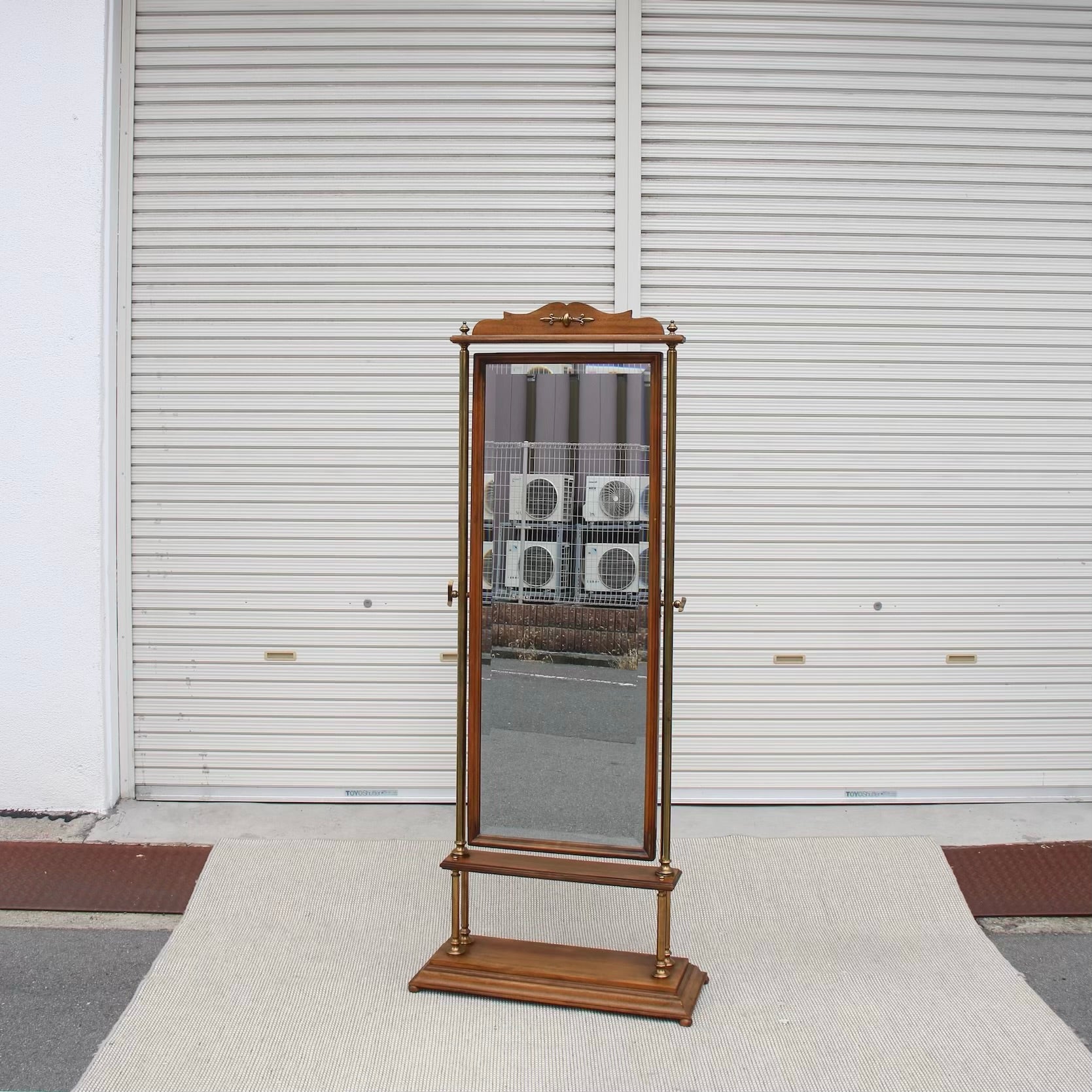 イタリア製 クラシックなスタンドミラー 姿見 ヴィンテージ