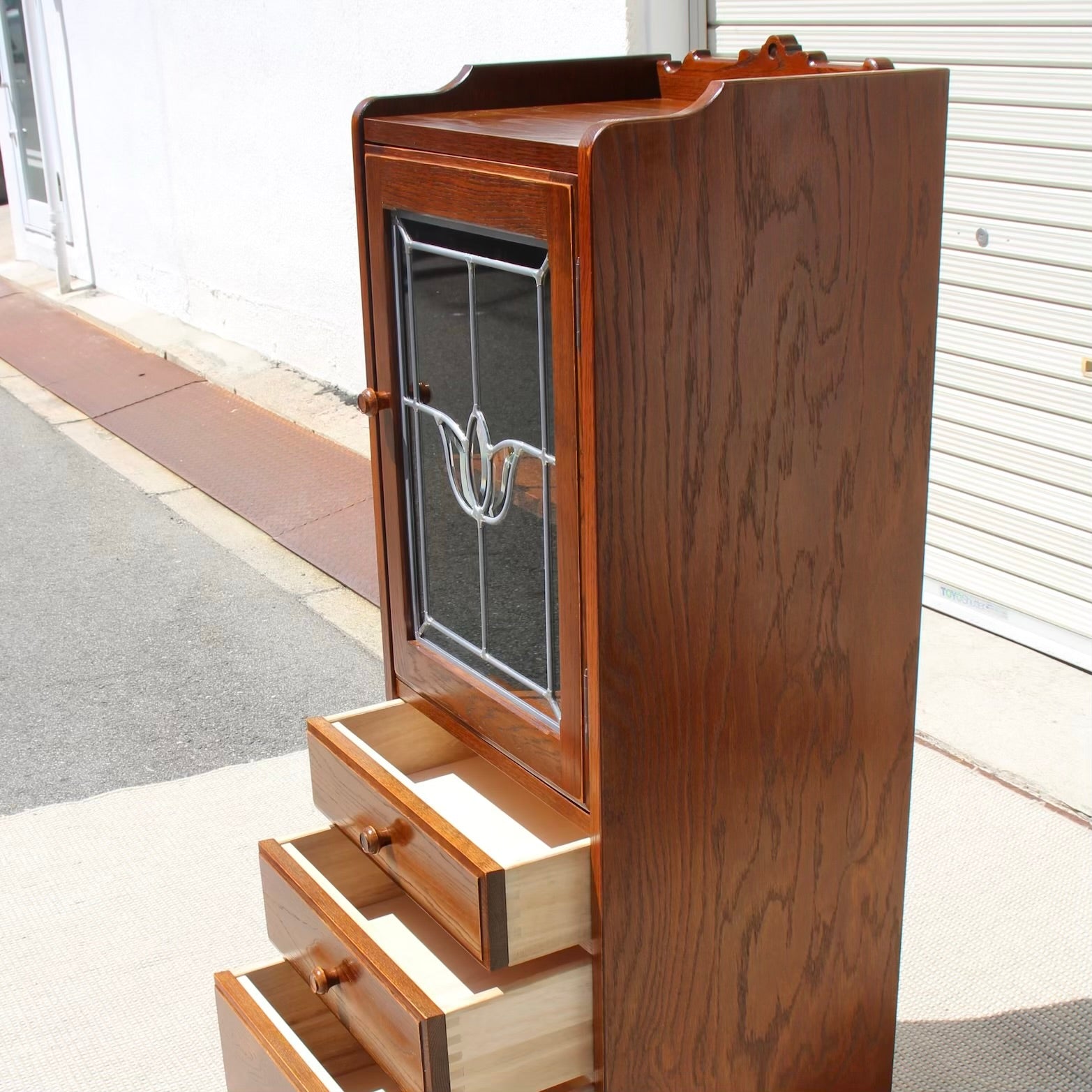三越ブルージュ ステンドグラスのキャビネット オーク 収納 英国