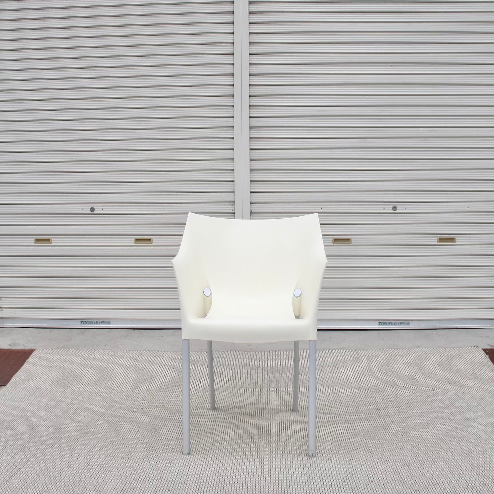 カルテル ドクターノー アームチェア スタルク スタッキング 椅子 イタリア カルテル / Kartell ドクターノー / DR.NO アームチェア フィリップ
