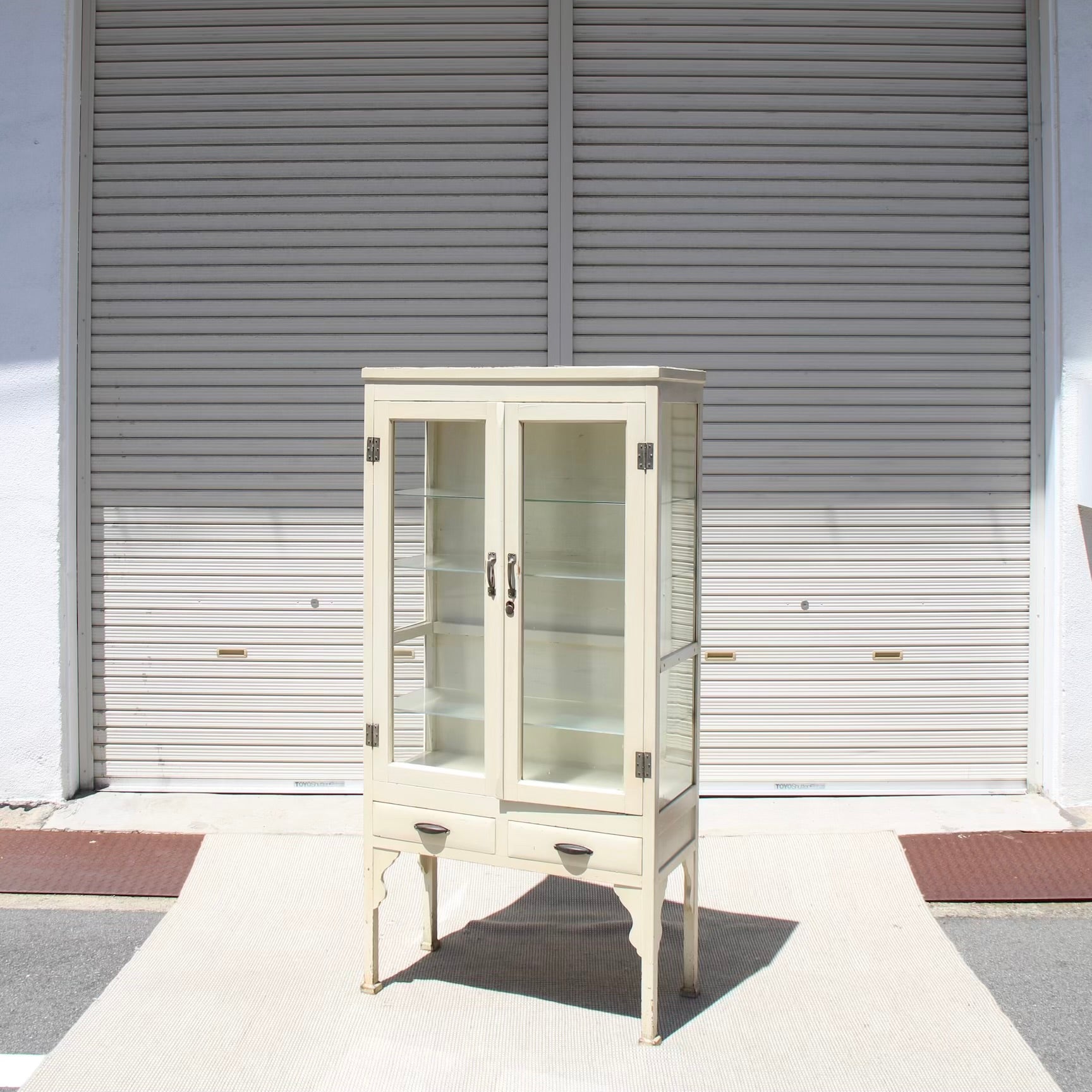 古い木製ケビント 医療棚 白 キャビネット