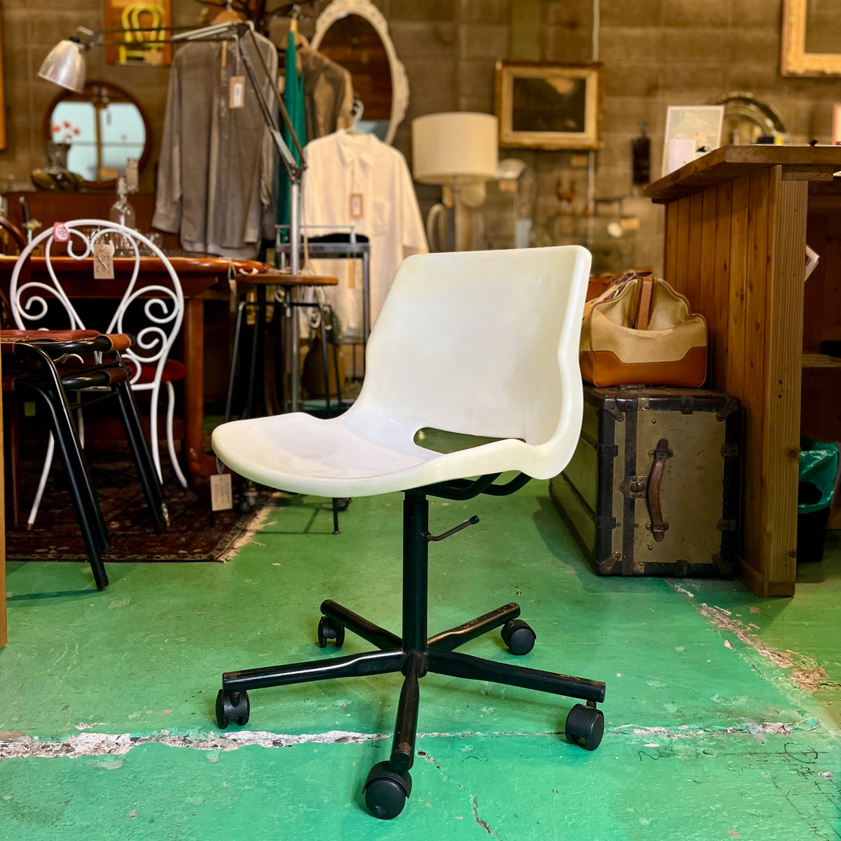 Shop Ikea Ikea Snille Chair Shell Swivel Desk Chair Snille Swivel