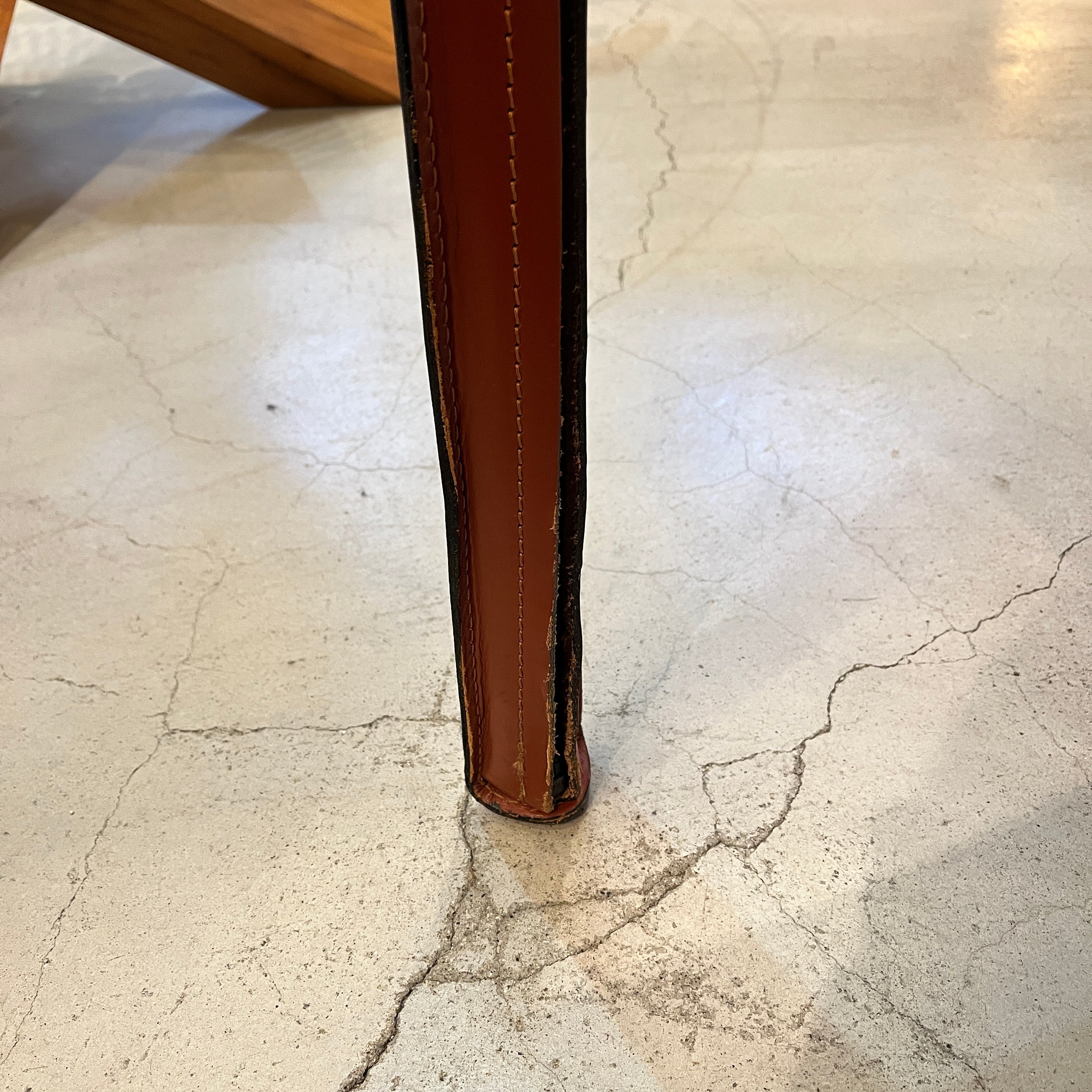 カッシーナ Cassina キャブ CAB アームチェア 413 赤茶 マリオ