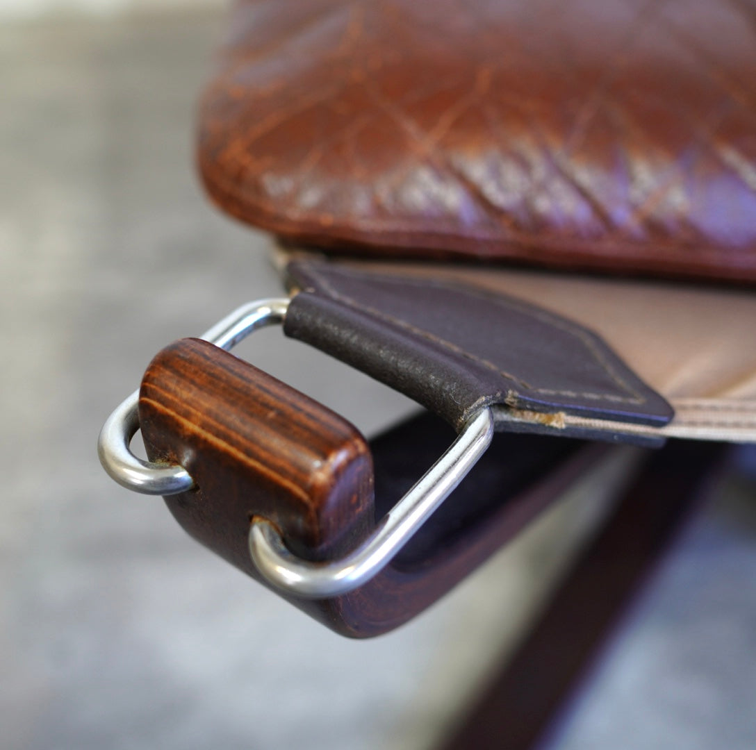 希少品 ノルウェー Vatne バットネ 総革オットマン 　総革スツール　本革 バットネ / Vatne ファルコンチェア オットマン 本革 北欧