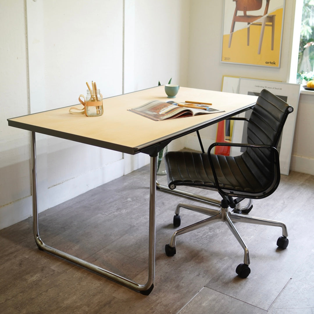 【期間限定20％OFF】フリッツ・ハンセン / FRITZ HANSEN クリックテーブル / CLICK エリック・マグヌッセン