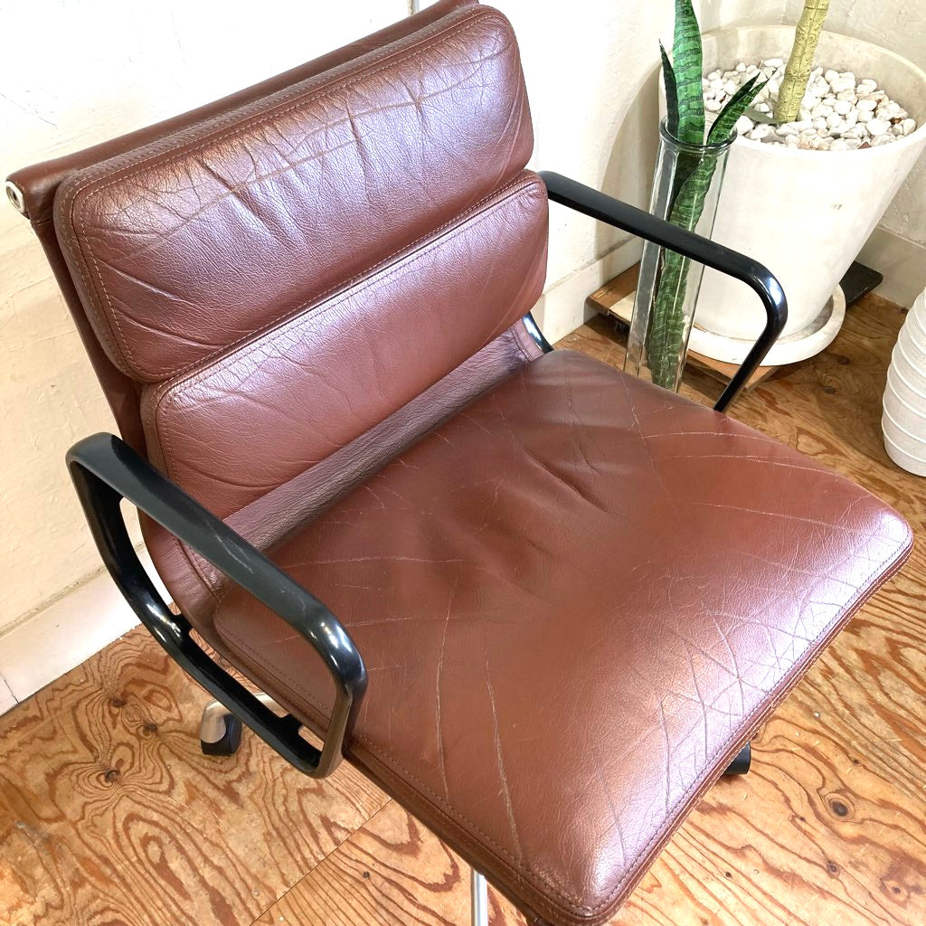 ハーマンミラー / Herman Miller  イームズ ソフトパッドグループ マネジメントチェア ライトブラウン デスクチェア 4本レッグ ヴィンテージ