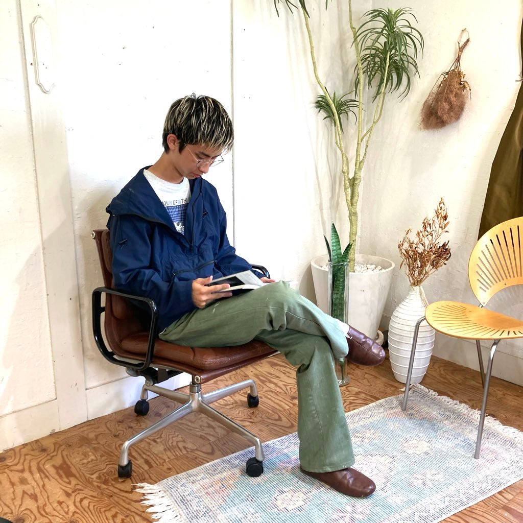 ハーマンミラー / Herman Miller  イームズ ソフトパッドグループ マネジメントチェア ライトブラウン デスクチェア 4本レッグ ヴィンテージ