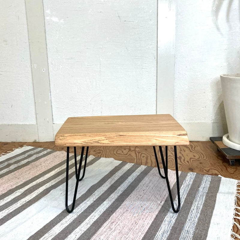 不要になった古いニレ無垢材のベンチから作った サイドテーブル リメイク家具 再生家具 リバイブモブラープロジェクト<i>動画</i>