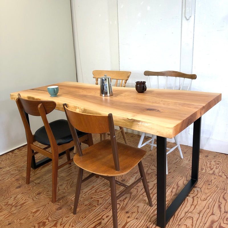トチノ木  一枚板ダイニングテーブル 耳付き 無垢材 リメイク家具 再生家具 リバイブモブラープロジェクト