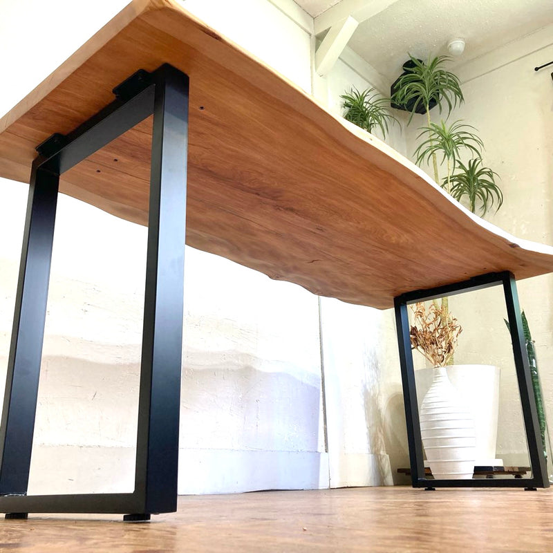 サクラの一枚板ダイニングテーブル 無垢材 リメイク家具 再生家具 リバイブモブラープロジェクト