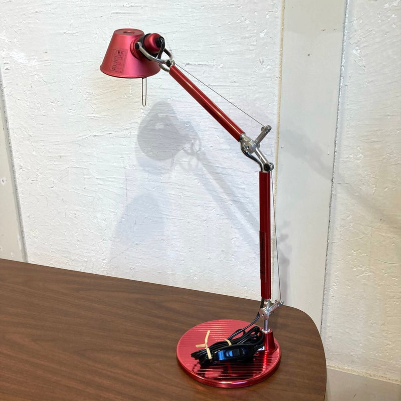 アルテミデ / Artemide トロメオ マイクロ テーブルランプ デスクライト レッド S2688R 中古