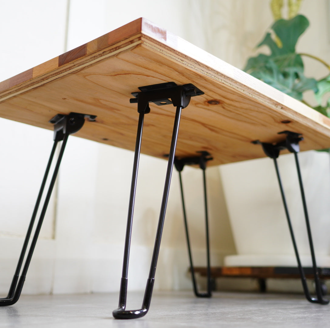 不要になった古い家具の木材から作った折り畳める ちゃぶ台 リメイク家具 再生家具 リバイブモブラープロジェクト