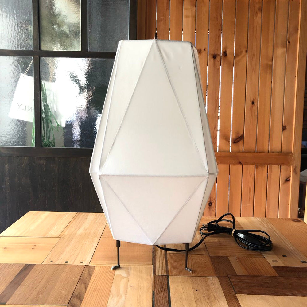 希少 YAMAGIWA ヤマギワ BAUMN テーブルスタンド2 S7247W