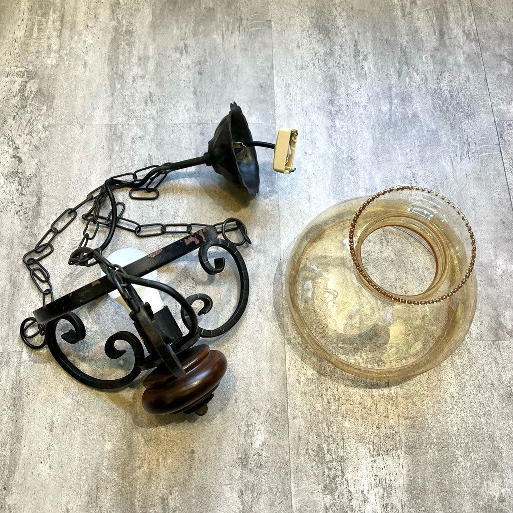 ランプ型 ガラス ペンダントライト 照明 アンティーク調 中古