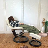 エコーネス / EKORNES ストレスレスチェア&オットマン Mサイズ  ルビー / Ruby シグニチャーベース 本革張り  中古