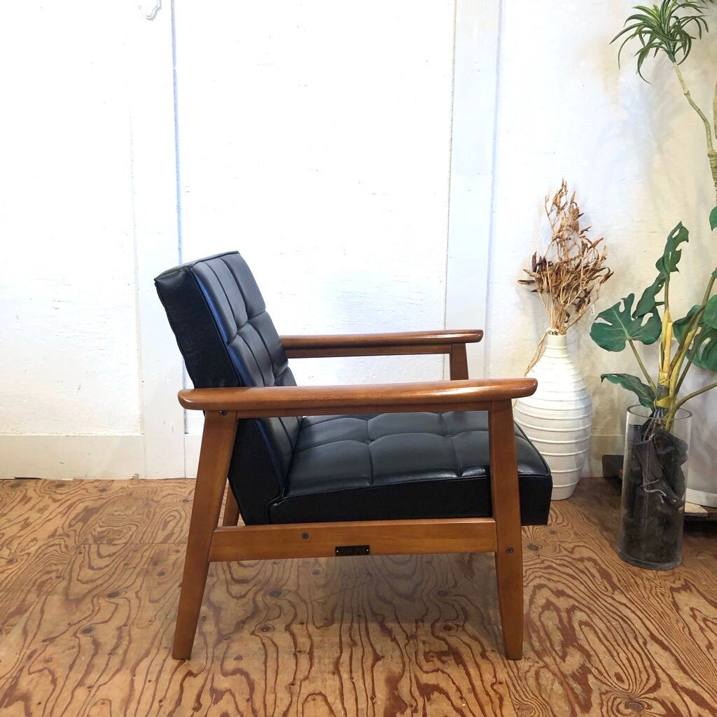 カリモク60  / karimoku Kチェア スタンダードブラック アームソファ 1人掛け 展示品