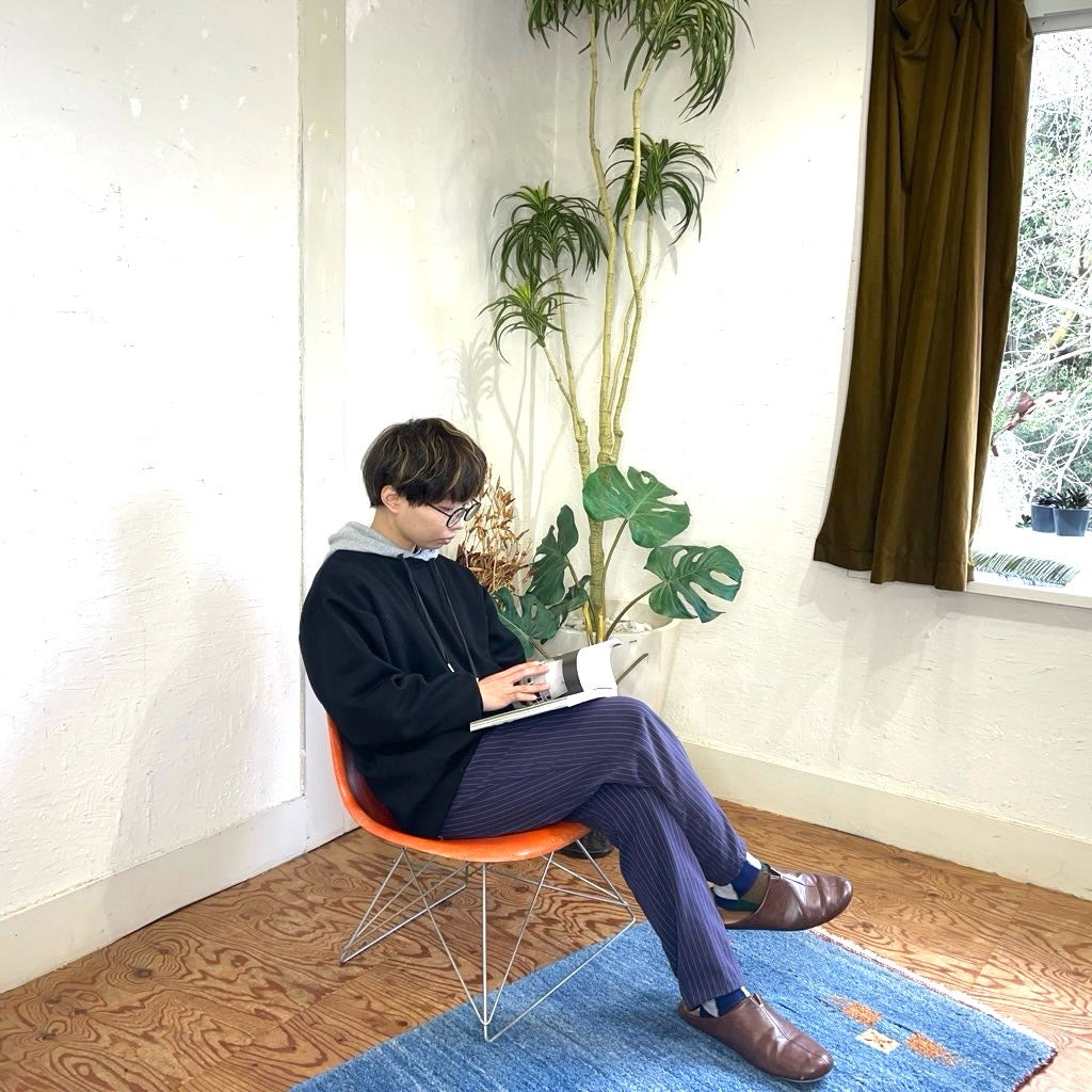 ハーマンミラー / Herman Miller  サイドシェルチェア キャッツクレイドルベース オレンジ チャールズ＆レイ・イームズ  ヴィンテージ