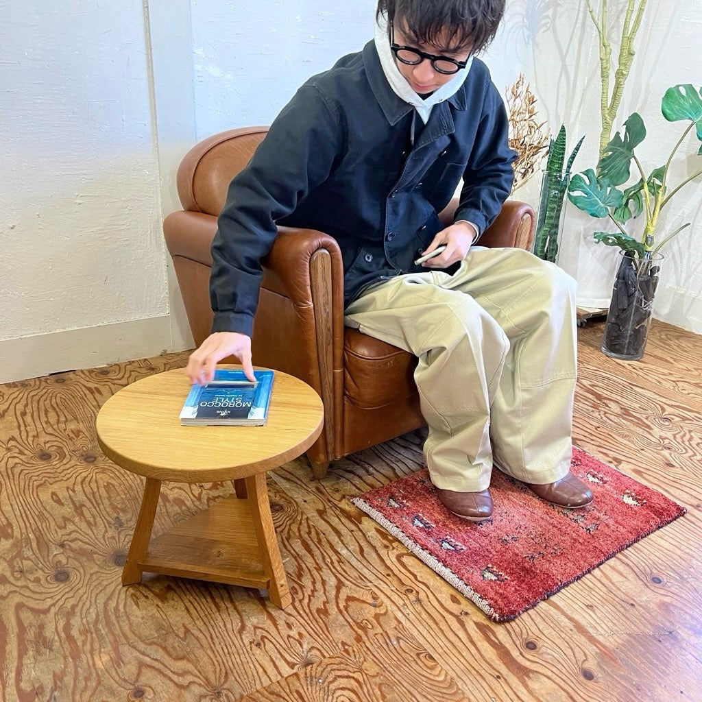 飛騨産業 / HIDA ナラ無垢材 サイドテーブル  花台 キツツキマーク 中古
