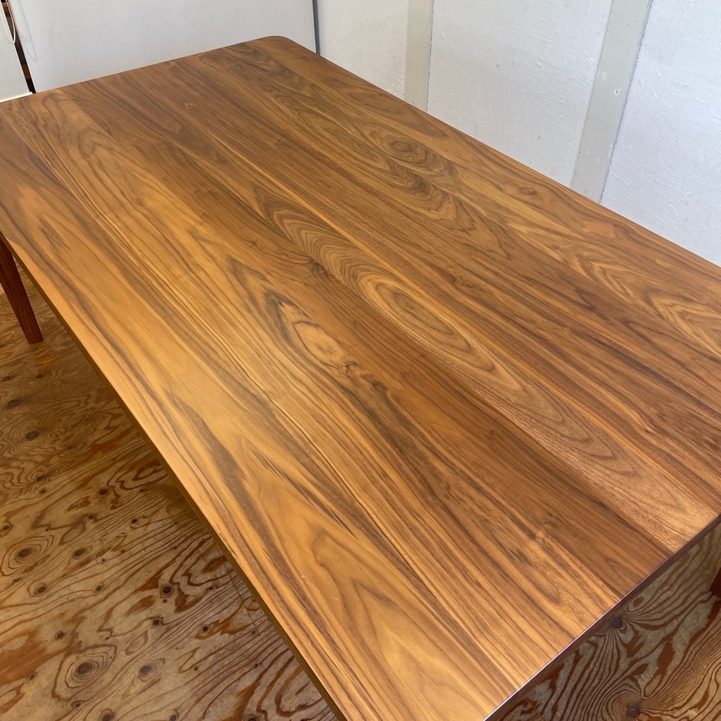 カリモク家具 / karimoku ダイニングテーブル 180cm ウォールナット無垢材 中古