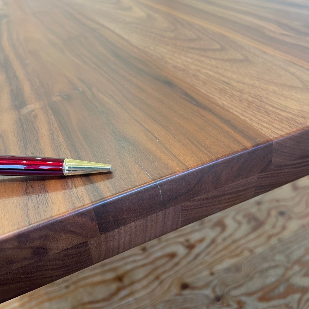 カリモク家具 / karimoku ダイニングテーブル 180cm ウォールナット無垢材 中古