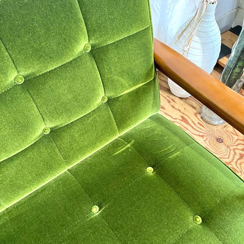 カリモク60  Kチェア 2シーターソファ モケットグリーン 50周年復刻プレート  中古