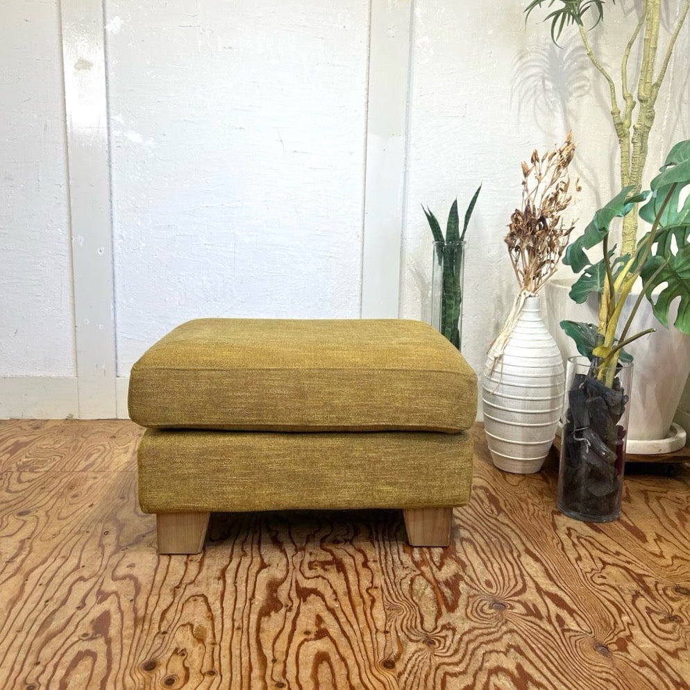関家具  スツール  オットマン ファブリック オリーブ 足置き  中古