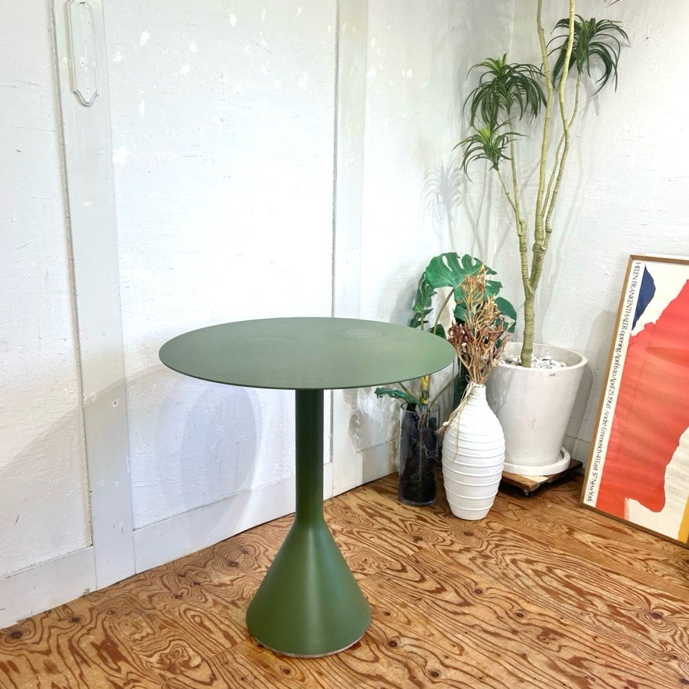 ヘイ / HAY パリサード/PALISSADE CONE TABLE オリーブグリーン ラウンドテーブル 中古
