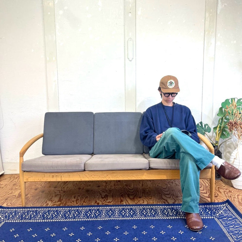 宮崎椅子製作所 ペーパーナイフソファ カイ・クリスチャンセン 3人掛け クッション付き 中古