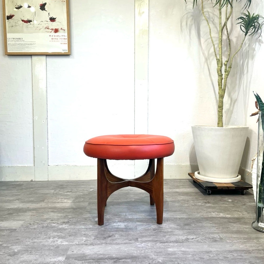 L3612-55 英国ヴィンテージ スツール G-plan 丸スツール イギリス L3612-55 英国ヴィンテージ スツール G-plan 丸スツール イギリス