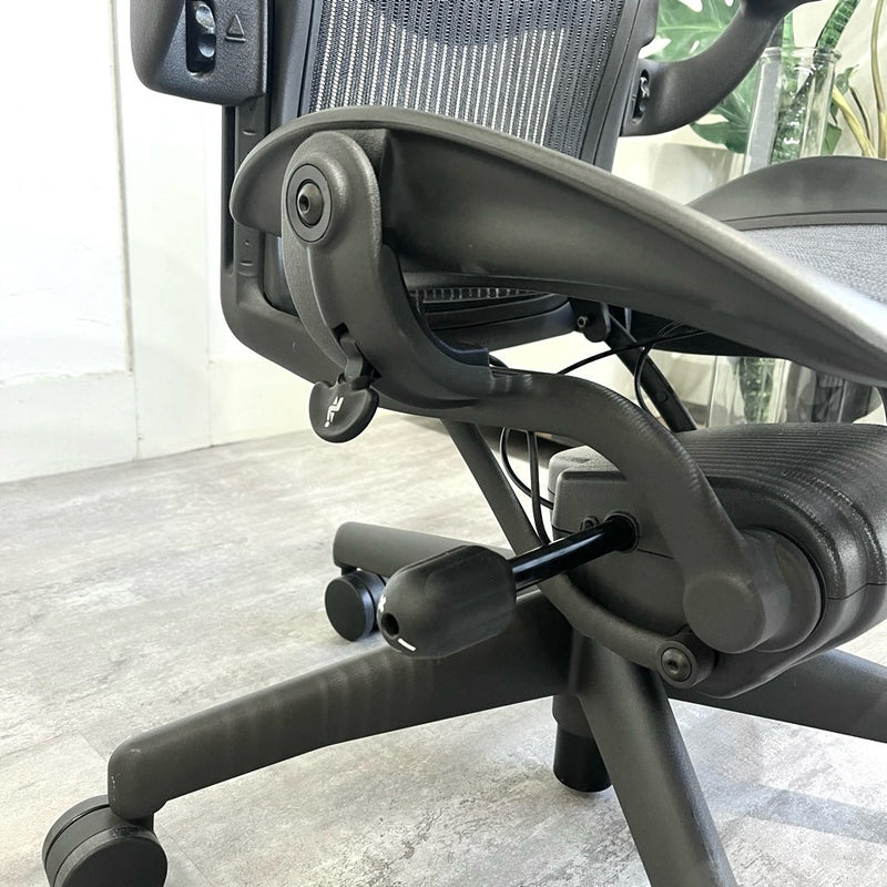 ハーマンミラー / HermanMiller アーロンチェア / Aeron Chairs クラシック ランバーサポート Size A フル装備 中古