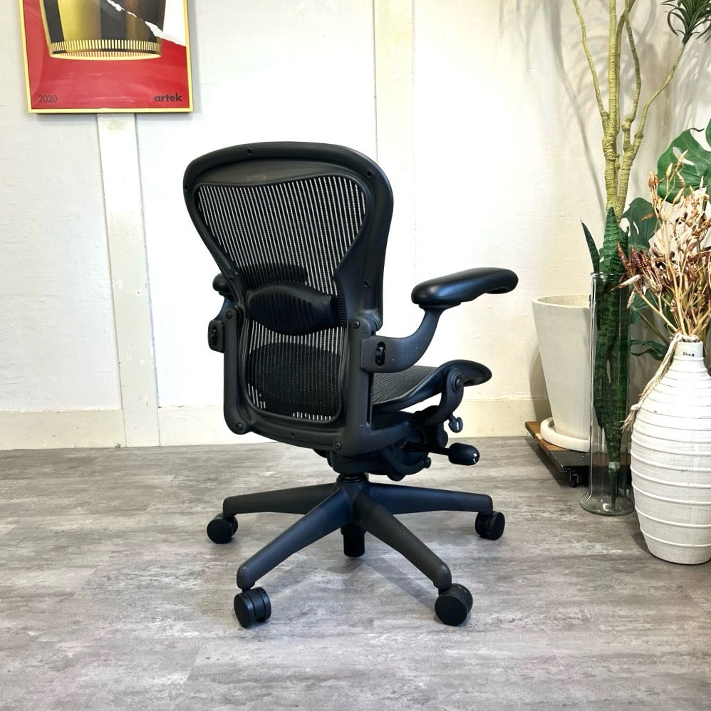 ハーマンミラー / HermanMiller アーロンチェア / Aeron Chairs クラシック ランバーサポート Size A フル装備 中古