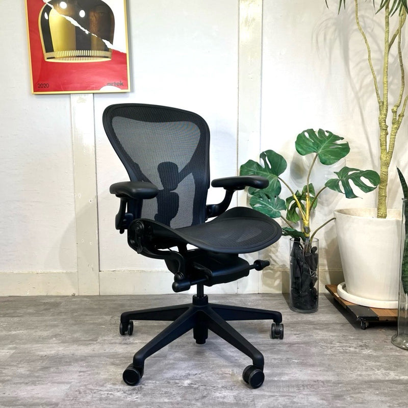 ハーマンミラー / HermanMiller アーロンチェア / Aeron Chairs ゲーミングエディション Size B フル装備 中古