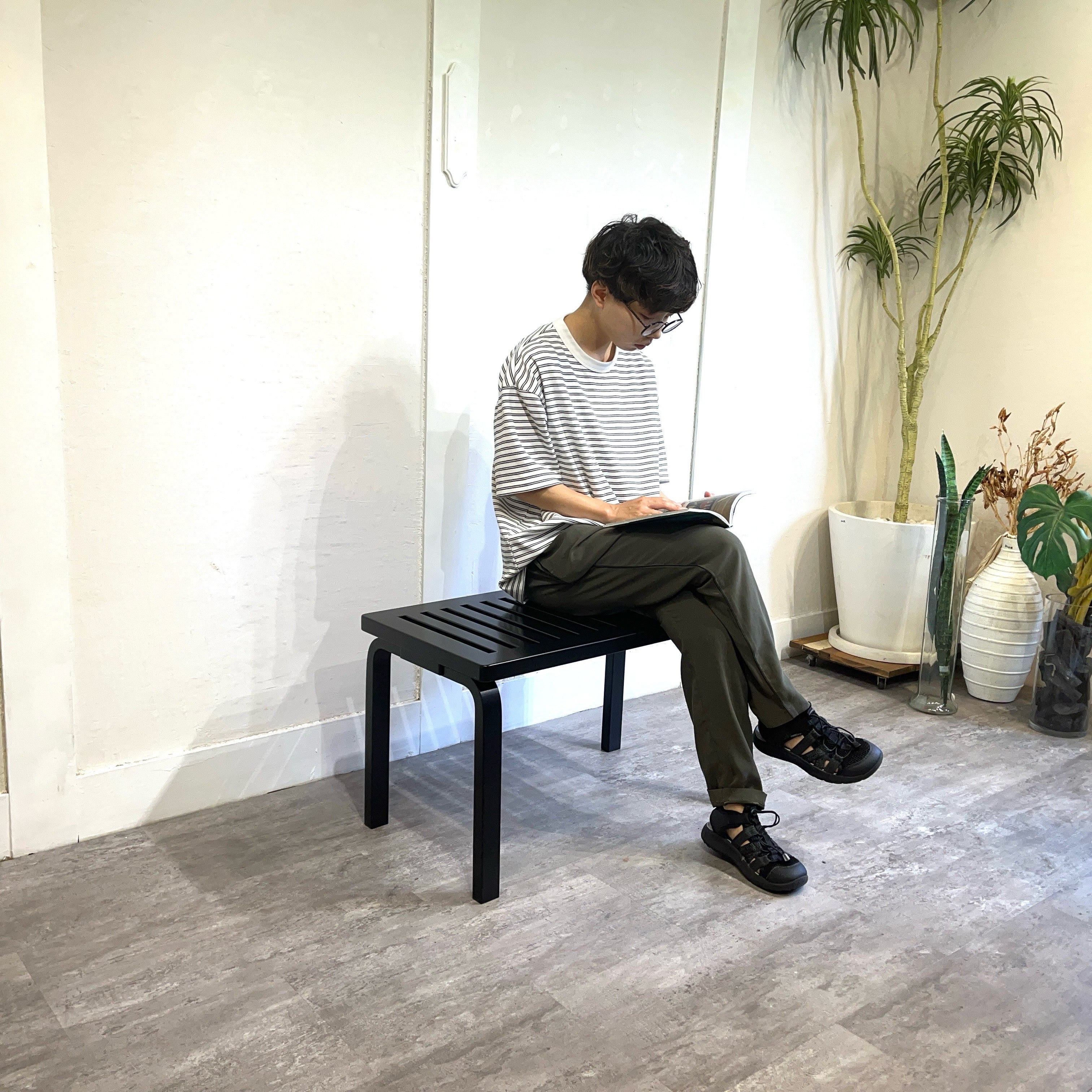 アルテック / artek ベンチ 153B ブラック ラッカー スリット アルテック / artek ベンチ 153B ブラック ラッカー スリット