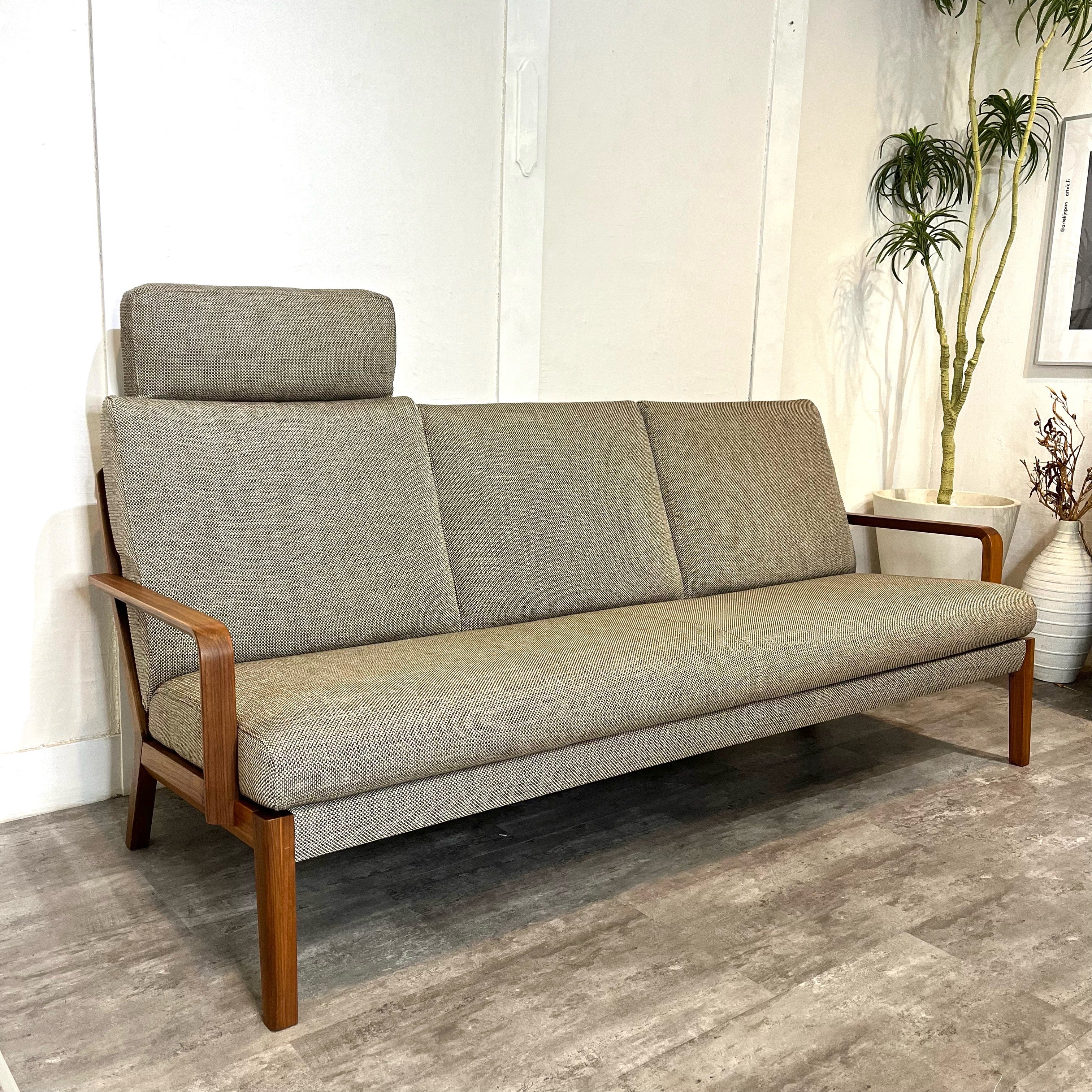 カリモク karimoku 3人掛けソファ WU4503 ブナ材 W188cm カリモク家具 karimoku WUモデル 3人掛けソファ WU4503 ヘッドレスト