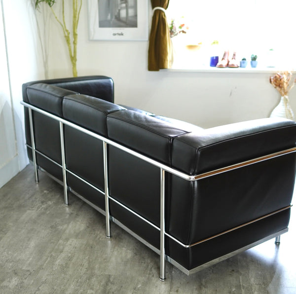 カッシーナ / Cassina LC2 3人掛けソファ ブラック ル・コルビュジェ 本革