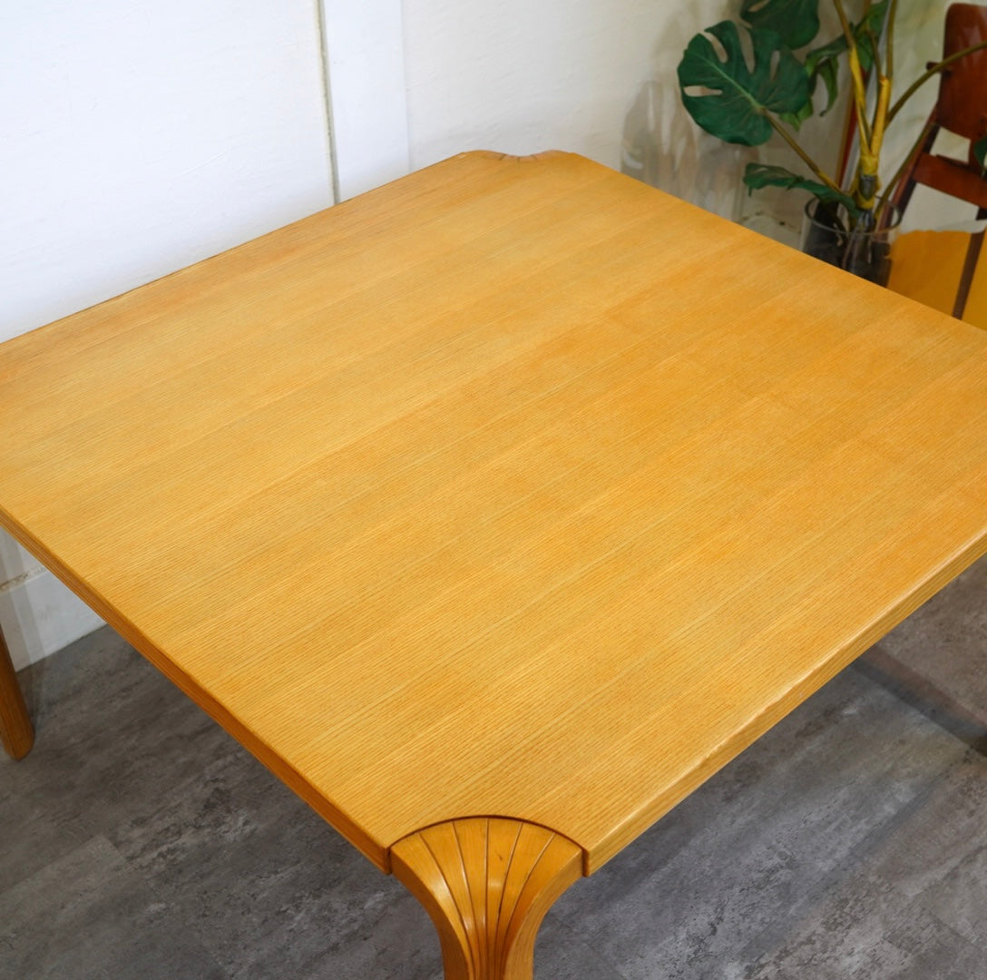 アルテック /  Artek ファンレッグ コーヒーテーブル Xレッグ / Fan Leg coffee table X-Leg / アルヴァ・アアルト ヴィンテージ