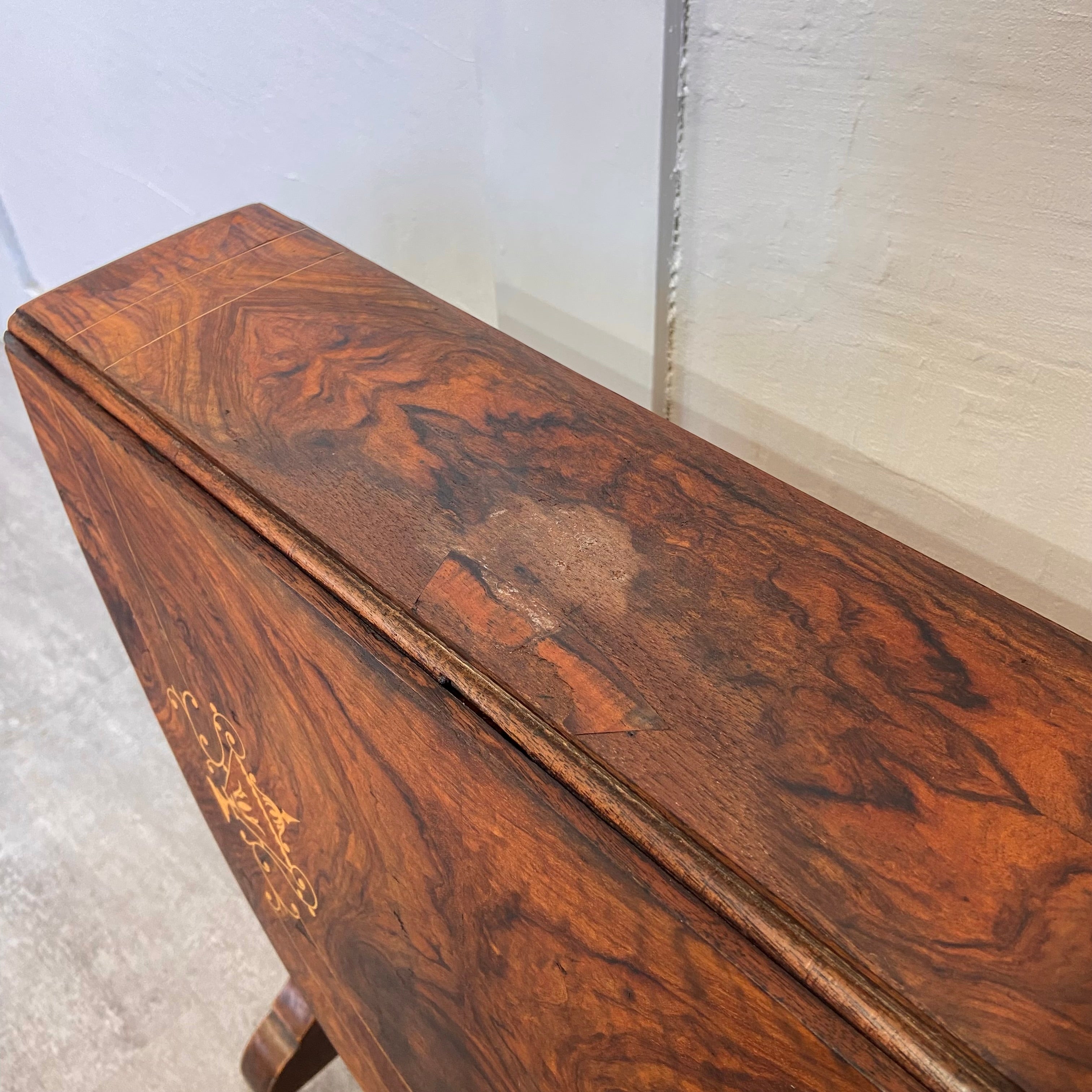 ゲートレッグ バタフライテーブル 英国アンティーク 中古 机 伸長式