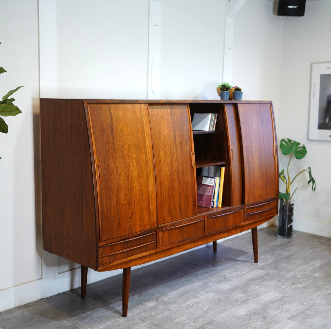 M. J. MADSENS MØBELFABRIK ヴィンテージ  ミドルキャビネット 1960年代 デンマーク
