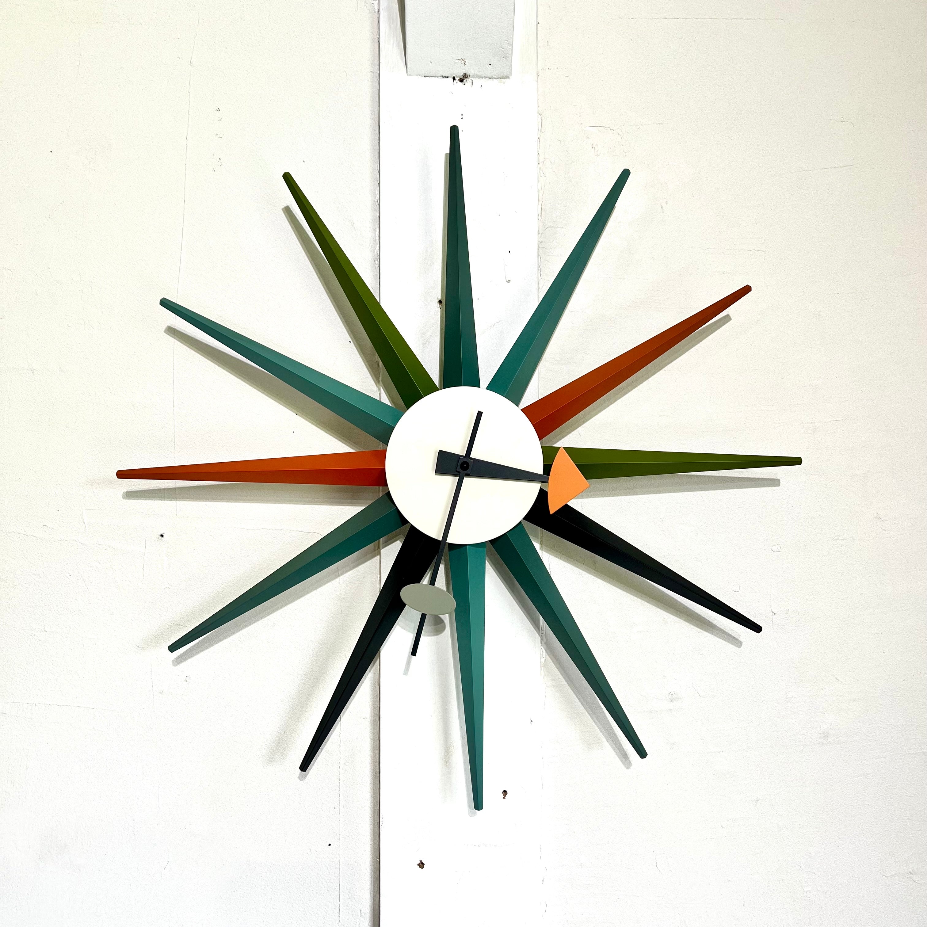 ヴィトラ / Vitra サンバースト / Sunburst Clock  マルチカラー 掛け時計