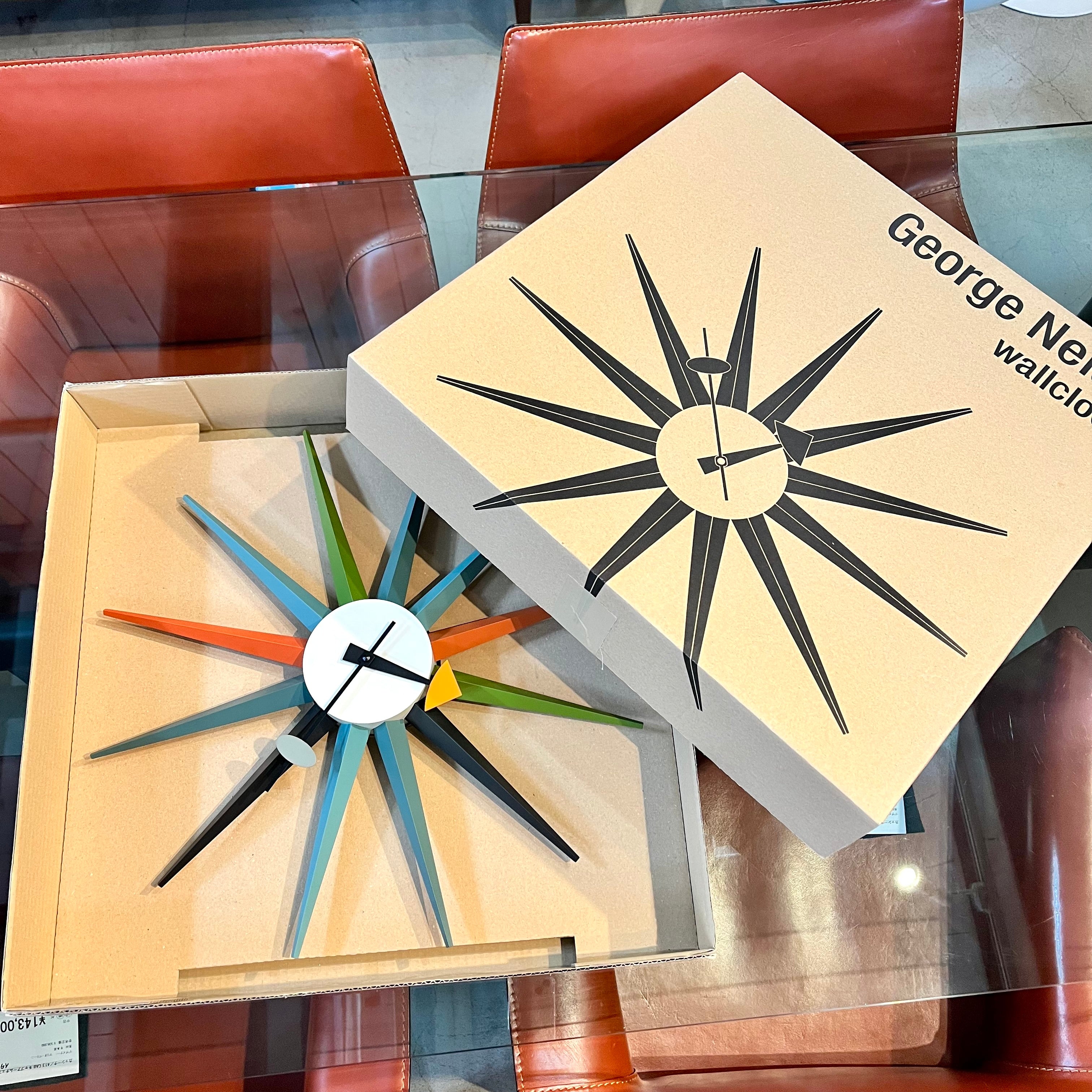 ヴィトラ / Vitra サンバースト / Sunburst Clock  マルチカラー 掛け時計
