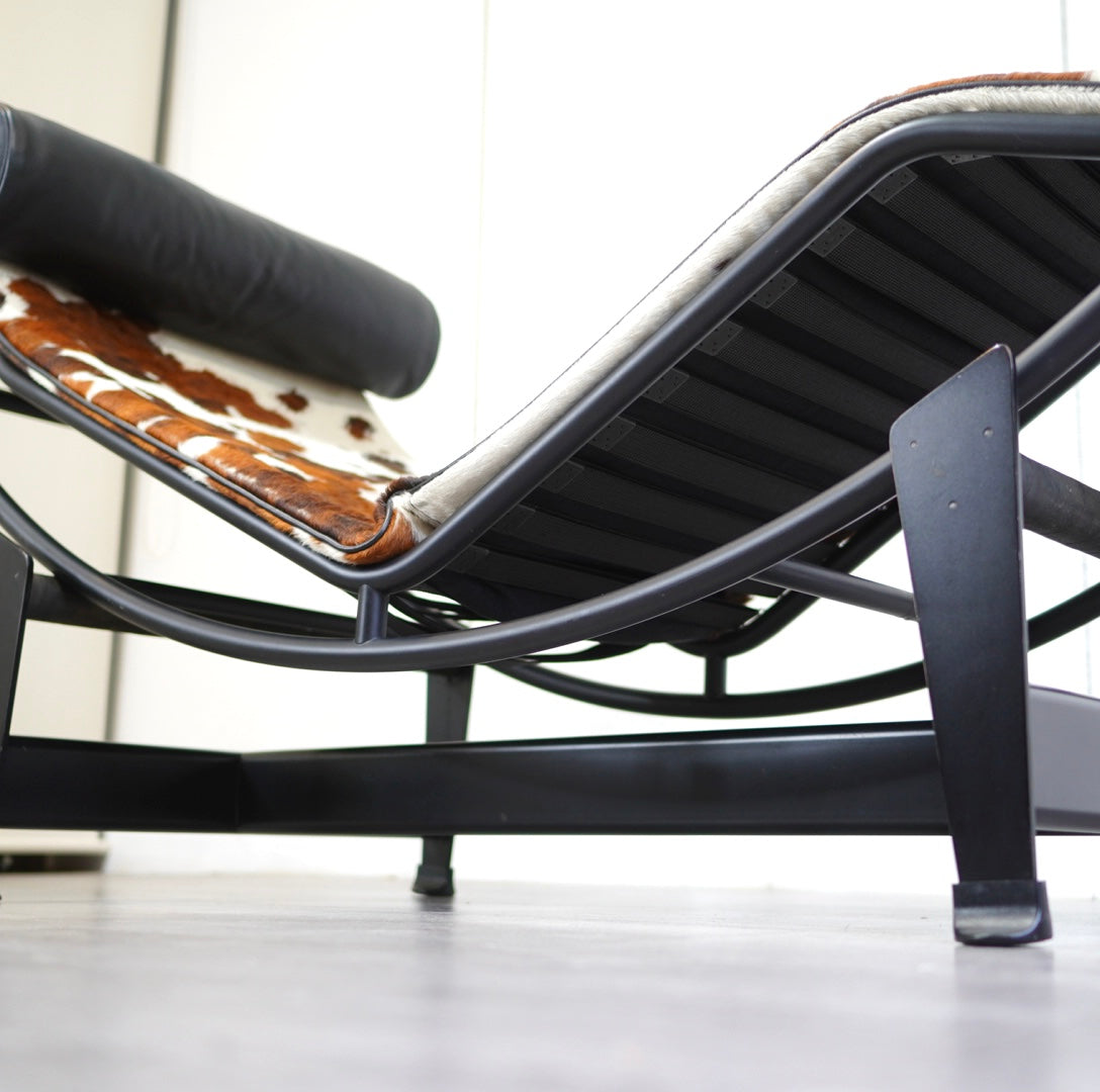 カッシーナ / Cassina LC4 シェーズ ロング ル・コルビュジェ 4 CHAISE LONGUE A REGLAGE CONTINU,DURABLE