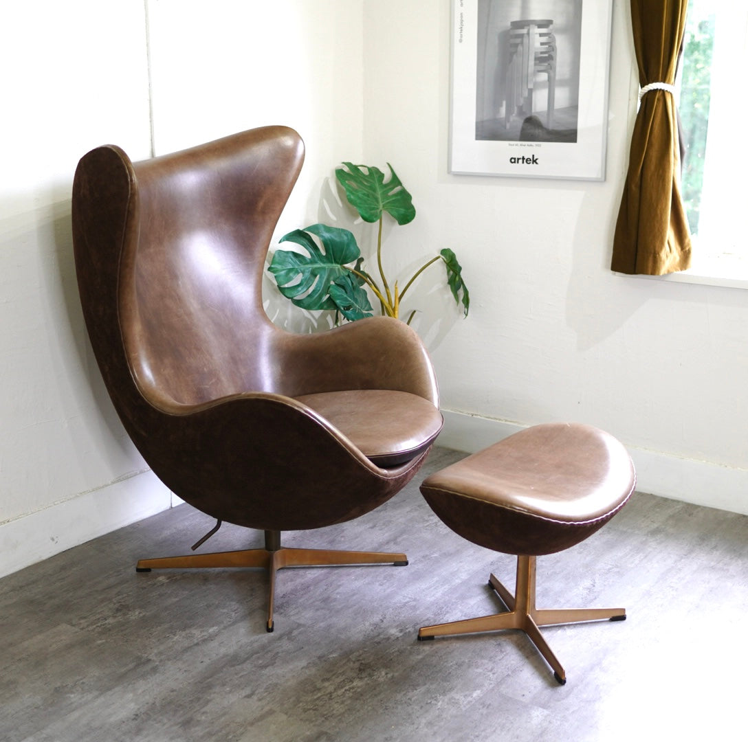フリッツハンセン / FRITZ HANSEN エッグチェア / EGG 50周年アニバーサリー フットスツール付き アルネ・ヤコブセン 本革 北欧 デンマーク